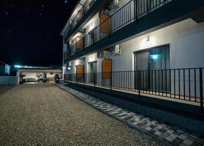 Guest house Adamz 3*